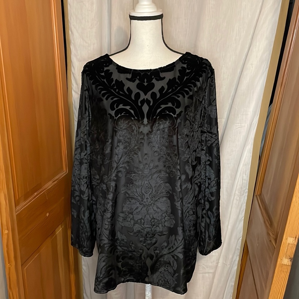 Martha Stewart black velvet pullover top size 1X